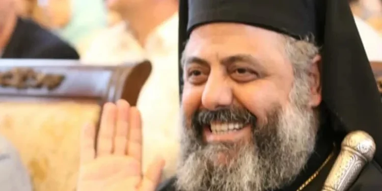 رغم اعتذار الكثيرين: المطران إيليا طعمة يحضر المؤتمر الوطني بثلاث طائرات