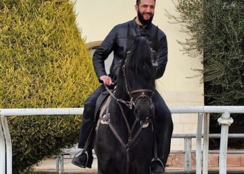 أحمد الشرع والخيول.. بين الولع الشخصي وصراعات القيادة